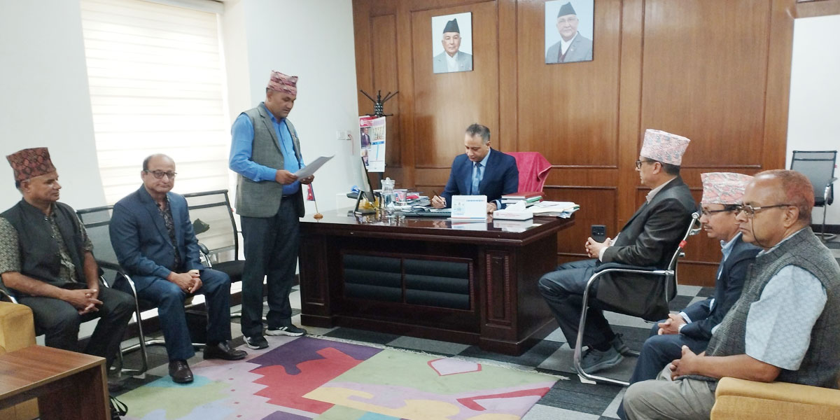 प्रधानमन्त्री नभेटिएपछि शिक्षक महासंघले सल्लाहकारमार्फत बुझायो ध्यानाकर्षण पत्र
