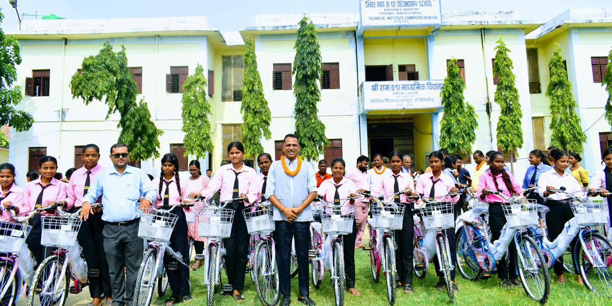 शिक्षामा छोरीको पहुँच बढाउन मटिहानीको साइकल कार्यक्रम
