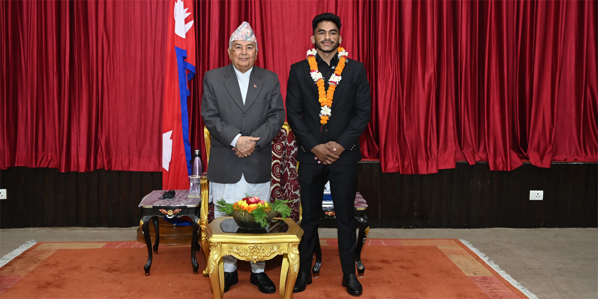 रविन्द्र ढाँट राष्ट्रपतिबाट सम्मानित