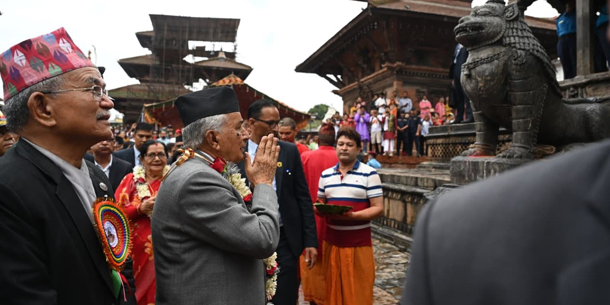 राष्ट्रपति पौडेल कृष्ण मन्दिरमा [तस्बिरहरू]