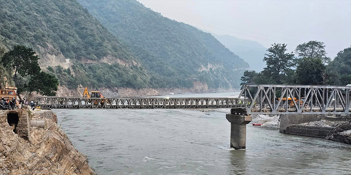 नेपाली सेनाद्वारा खुर्कोटको बेलीब्रिज मर्मत सुरु