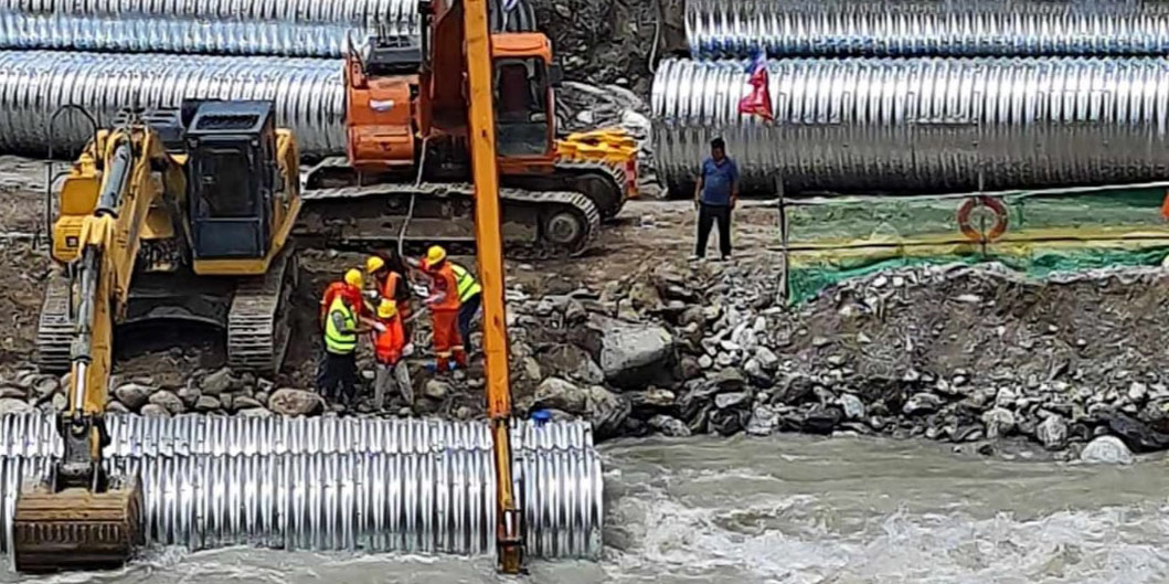 स्याफ्रुबेँसी-टिमुरे सडकमा हल्का सवारीसाधन सञ्चालन