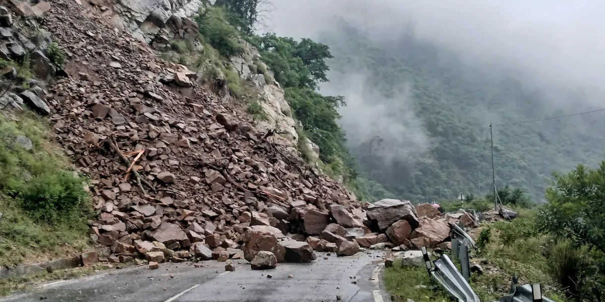 उत्तरकाशी क्षेत्रमा पहिरोमा बेपत्ता बर्दियाका तीन जनाको कुशको शव बनाई अन्त्येष्टि