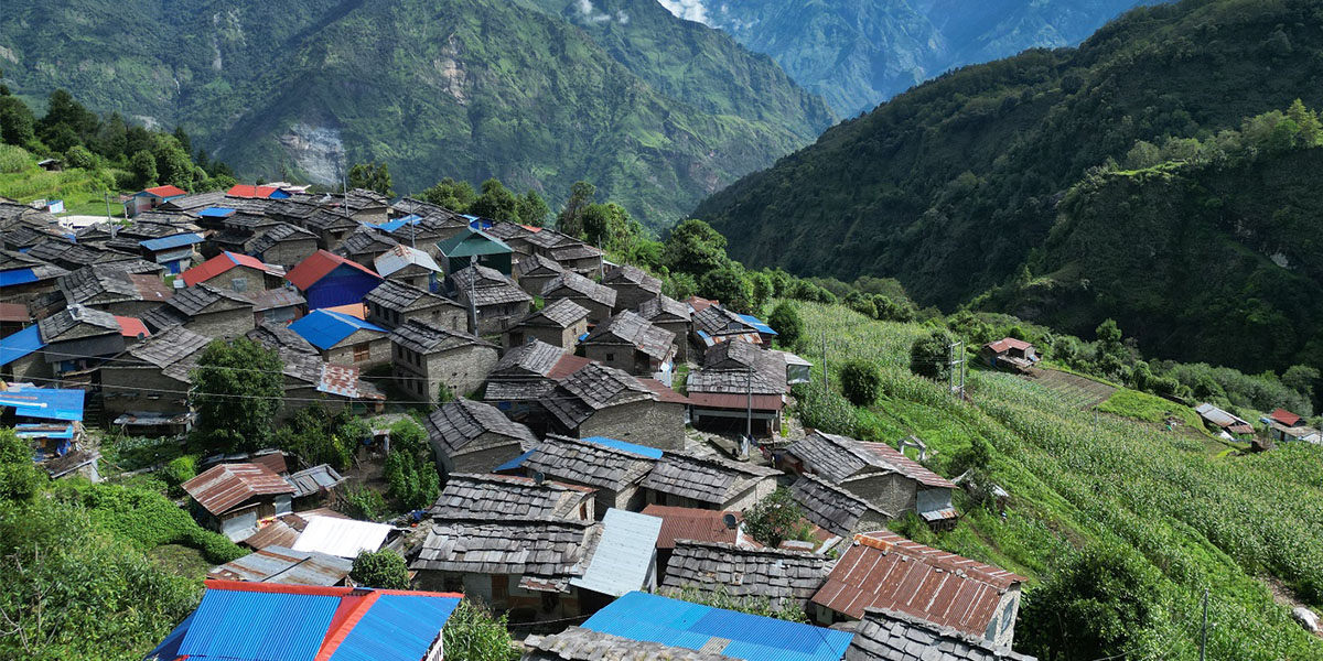 बसाइँसराइले रित्तिदै म्याग्दीका गाउँ