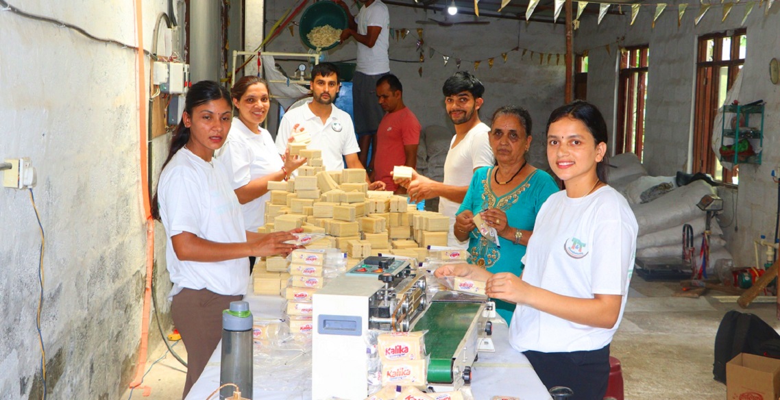 एक करोड लगानी गरेर बागलुङमा खोलियो साबुन उद्योग