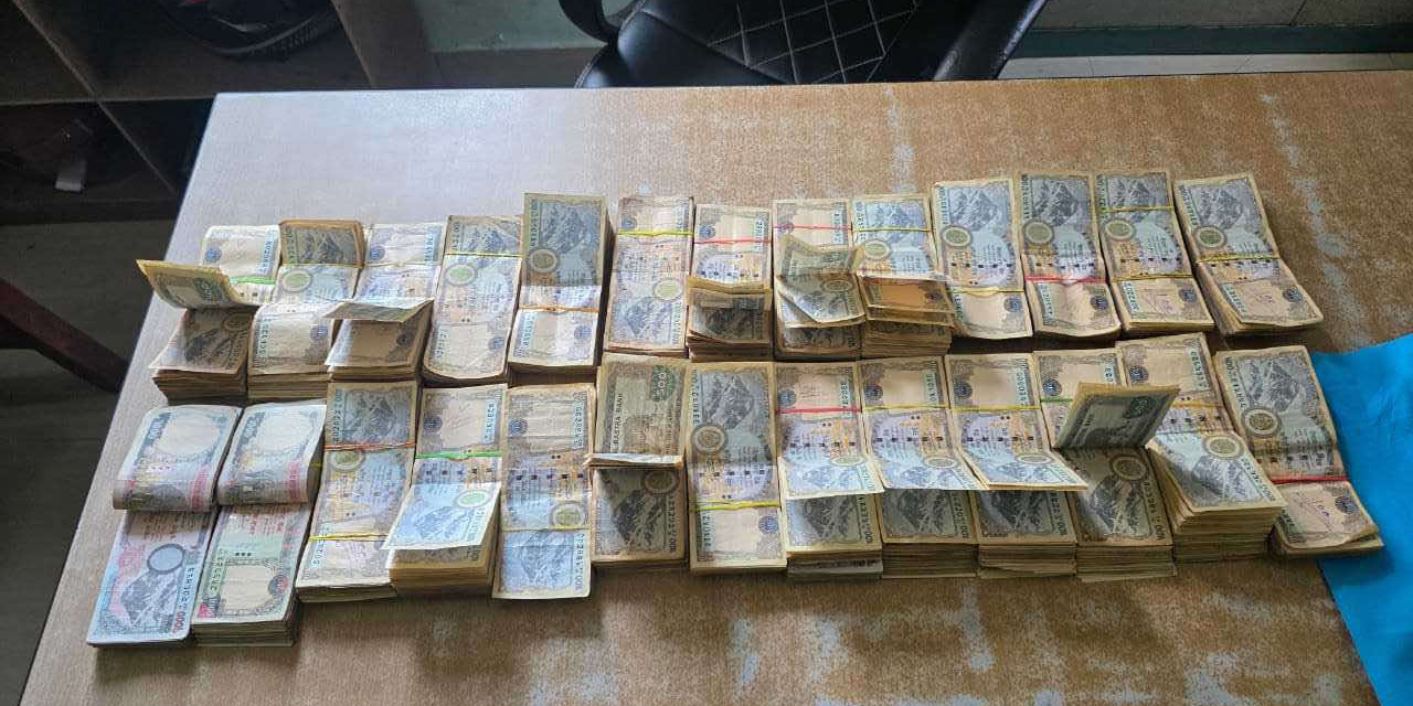 विराटनगरमा स्रोत नखुलेको रकमसहित एक पुरुष पक्राउ
