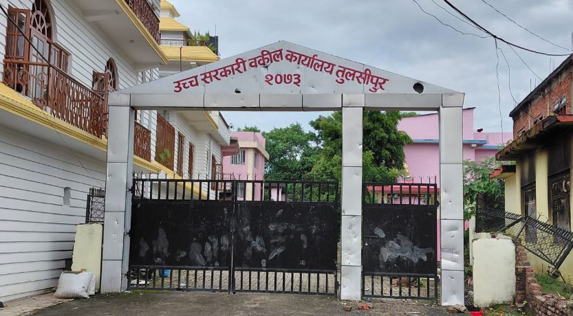 जेनजी प्रदर्शनका क्रममा चोरी भएका कुर्सी, टेबल, फ्रिजलगायतका सामान फिर्ता गरिदिन अनुरोध