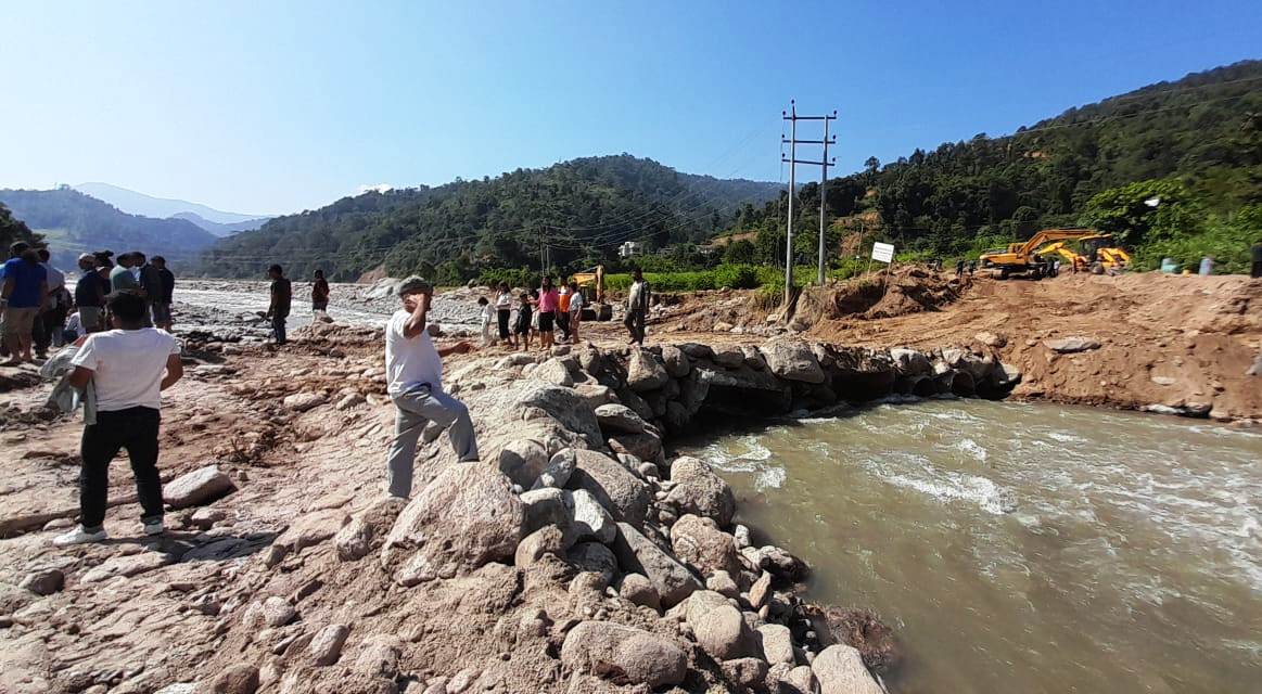 मेची राजमार्गको विकल्पका रूपमा तिल्केनी-सिमलगोलाई सडक सञ्चालनमा