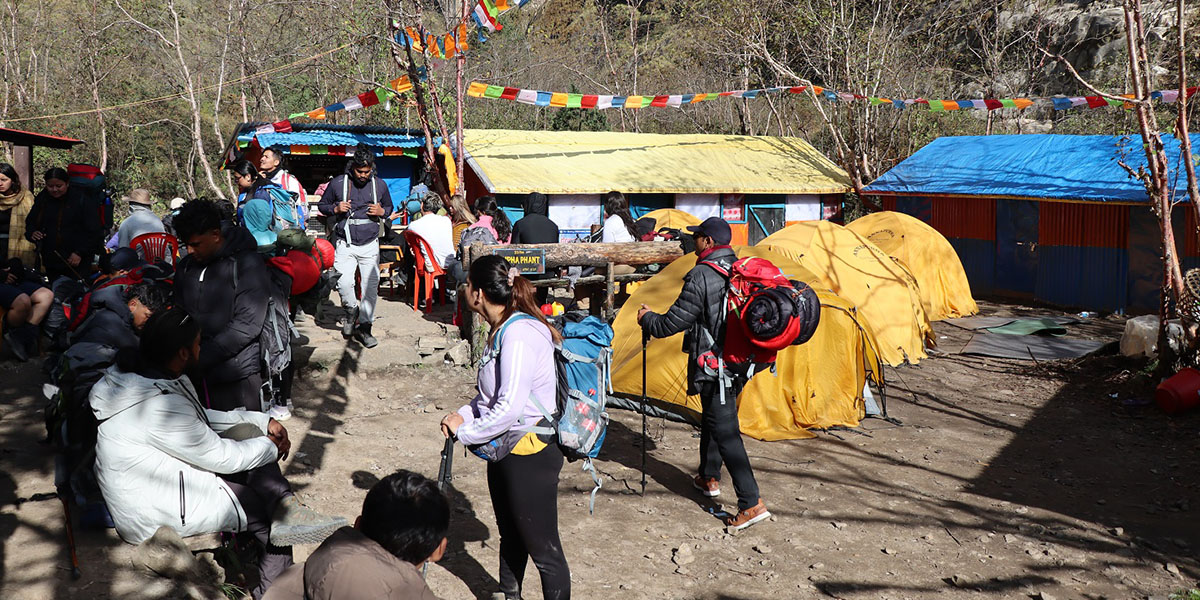 अन्नपूर्ण र मुस्ताङमा पर्यटकको लर्को, होटलहरू भरिभराउ