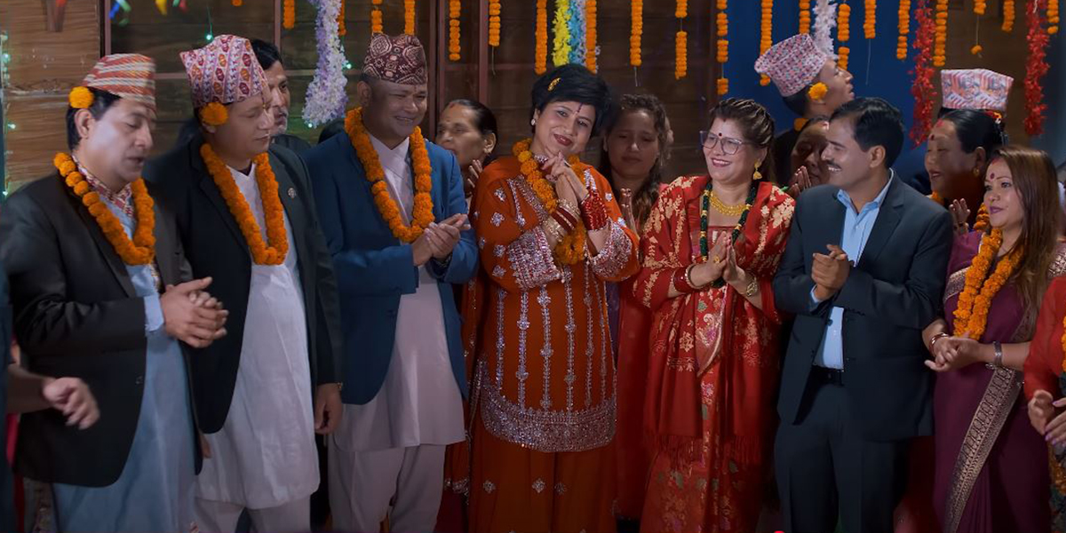 कोमल वलीसहित ६ संगीतकर्मीले गाए तिहार गीत ‘देउसी भैलो’ 