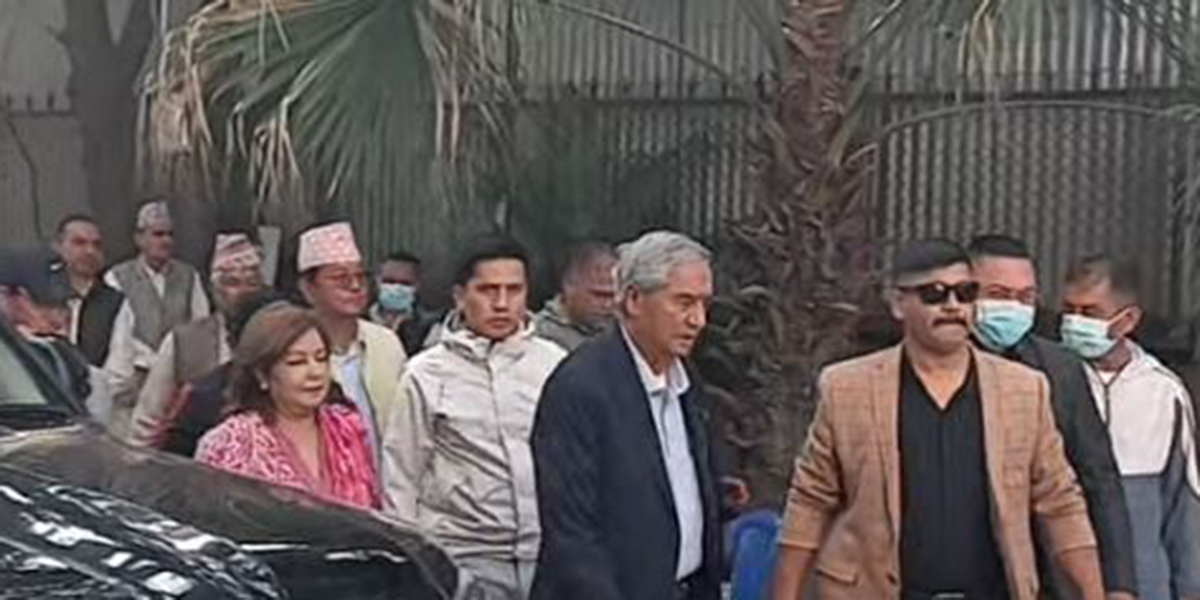 देउवा ३५ दिनपछि सार्वजनिक, पार्टी बैठकमा सहभागी