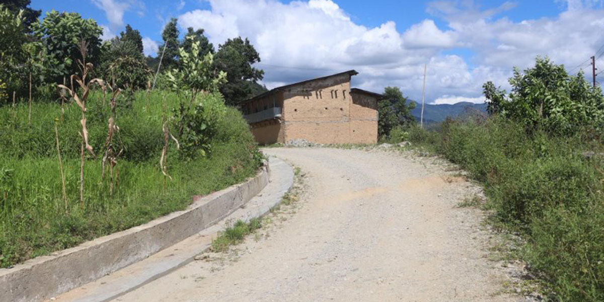 खोटाङ-खावा भञ्याङ सडक स्तरोन्नति