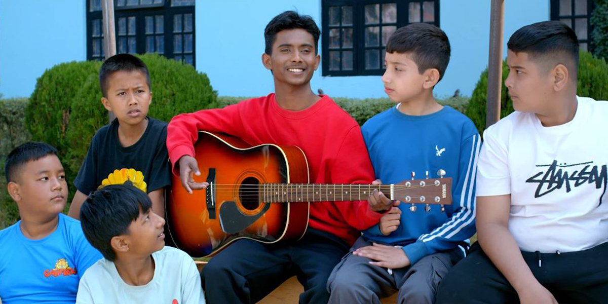 ‘मन बिनाको धन’ को ट्रेलरमा अशोक दर्जीको बाल्यकालीन संघर्ष र सफलताको कथा