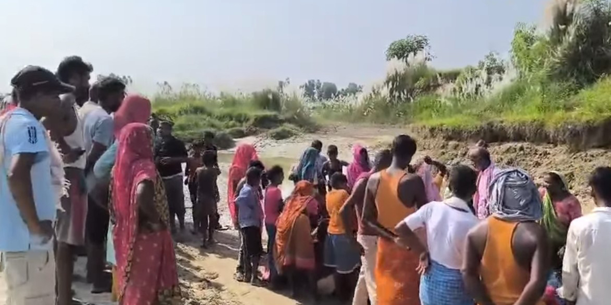 माटाको ढिस्कोमा पुरिएर चार जनाको मृत्यु