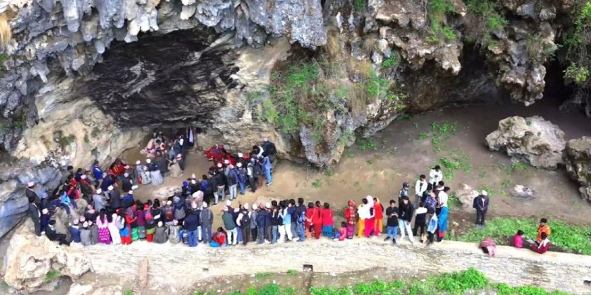 पर्यटकको पर्खाइमा नदैगुफा