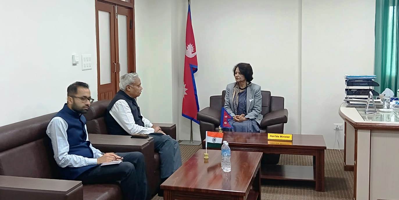 स्वास्थ्यमन्त्री गौतमसँग भारतीय राजदूतको शिष्टाचार भेट