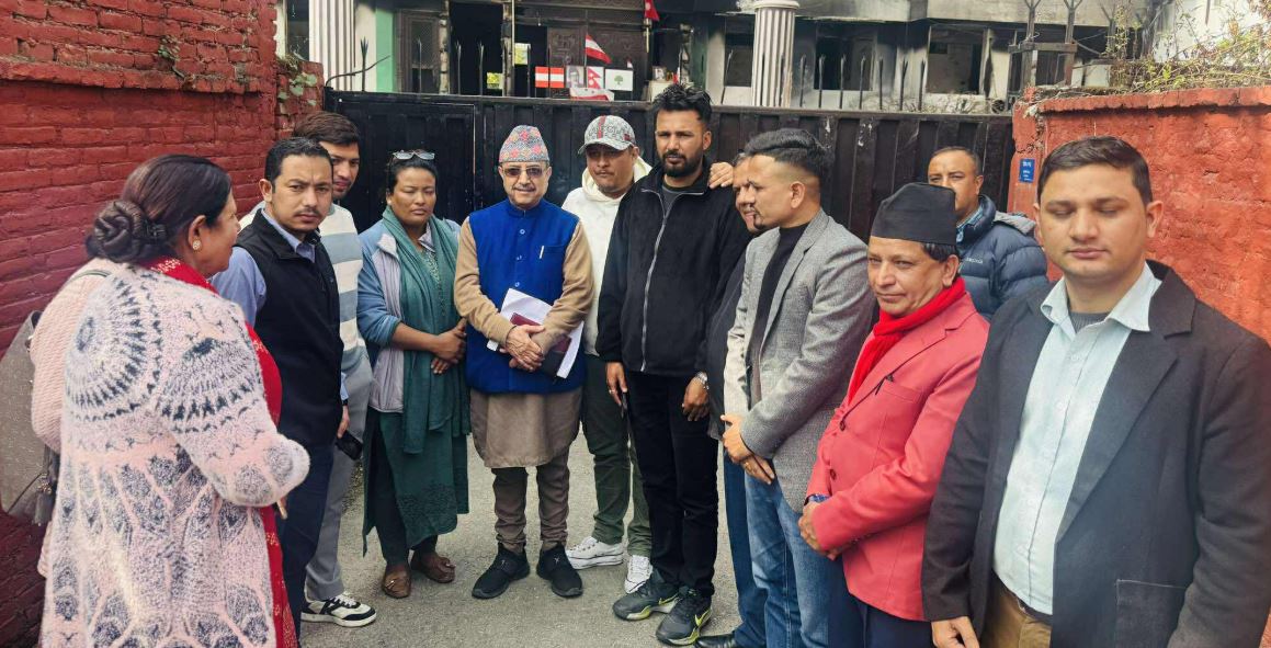 युवाको प्रस्ताव केन्द्रीय समितिमा लैजाने सहमतिपछि खुल्यो कांग्रेस कार्यालयमा लगाएको ताला