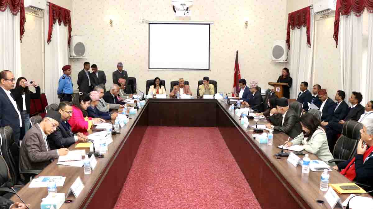 राष्ट्रियसभा सदस्यको निर्वाचनका लागि आयोगद्वारा दलहरूसँग छलफल