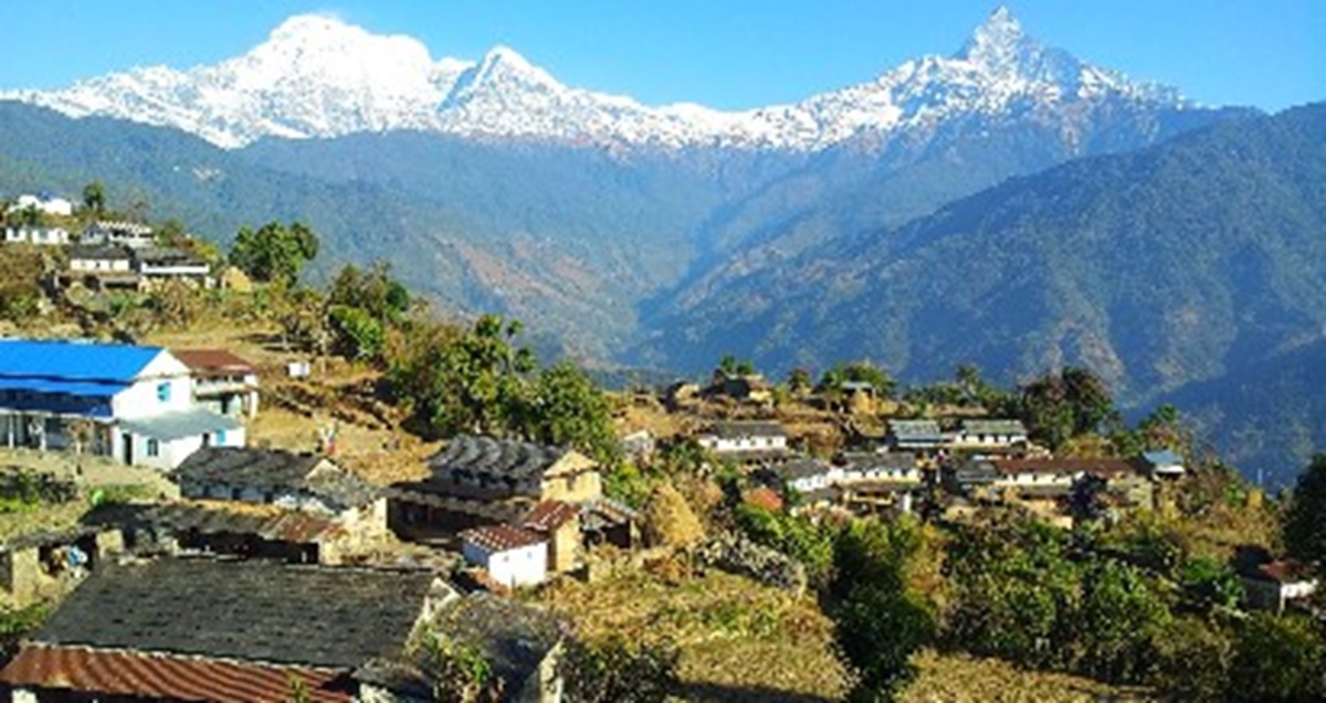 नजिकबाट माछापुच्छ्रे नियाल्न ‘हेम्जाकोट’