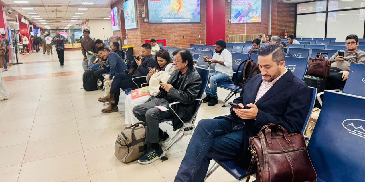 सञ्चारमन्त्री खरेल कोरिया प्रस्थान