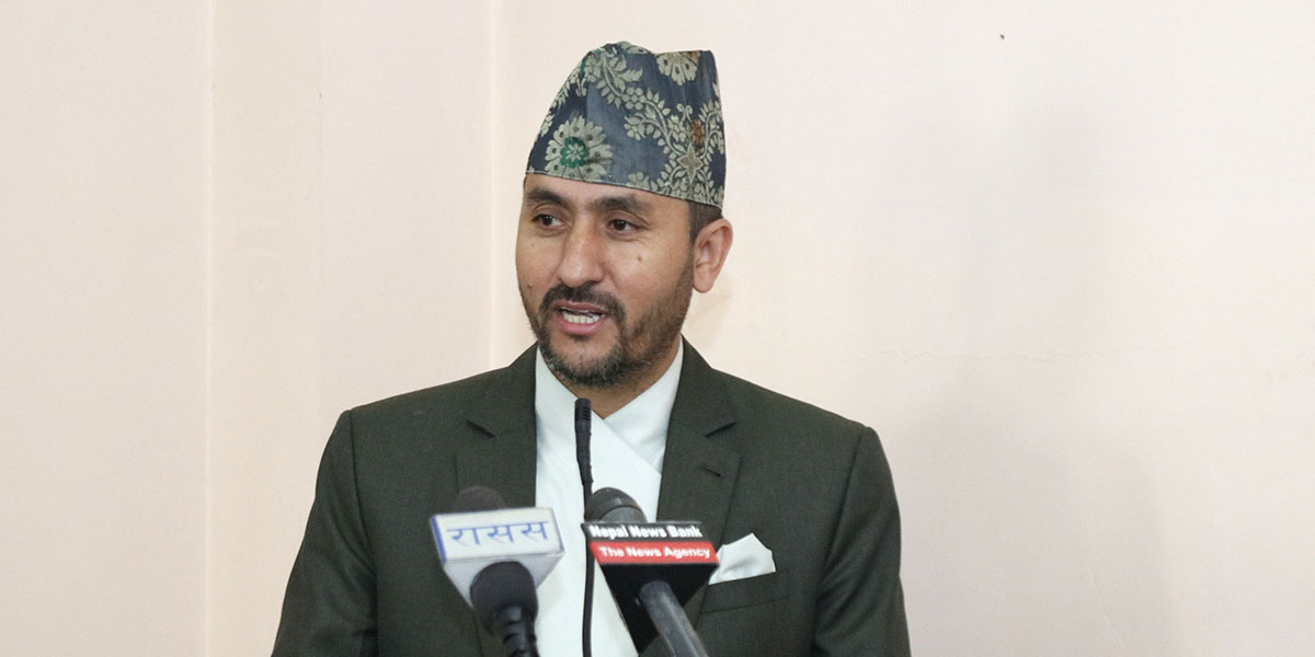 दुःख र संघर्षमा पनि खुसी हुन सकियो भने जीवनभरका धेरै समय दुःख हुँदैन : मन्त्री खरेल