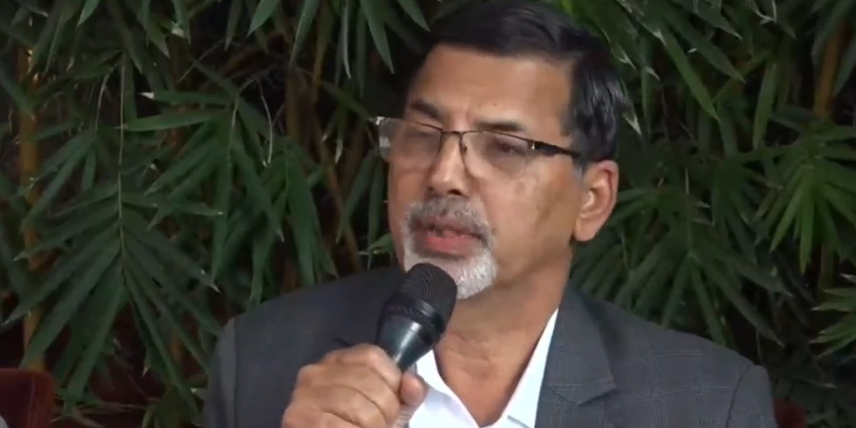 प्रचण्डले माओवादी छोडेर माधव नेपालको नीतिमा आत्मसमर्पण गर्नुभयो : जनार्दन शर्मा