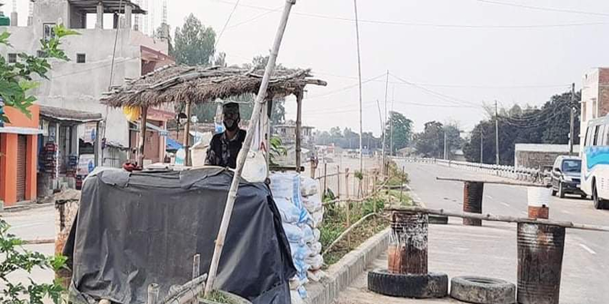 नेपाल–भारत सीमानाकामा आवागमन बन्द