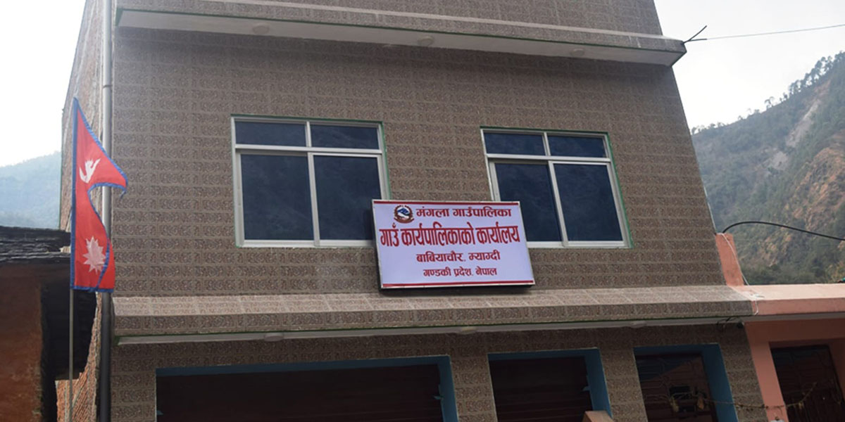 आठवर्षसम्म पाएन मंगलाले प्रशासकीय भवन बनाउन निःशुल्क जग्गादाता