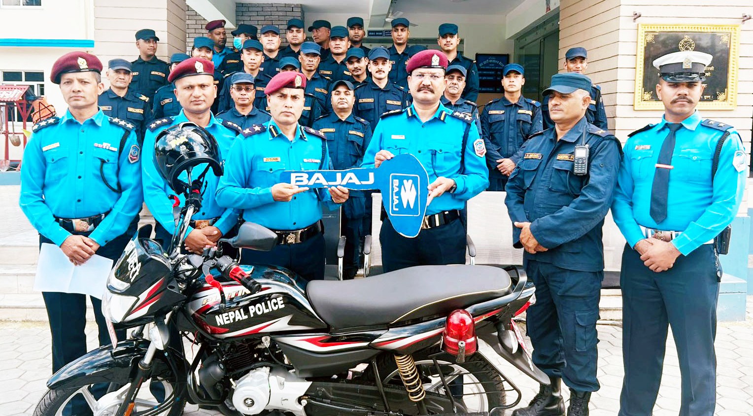 कास्कीमा देउसीभैलो खेलेर प्रहरीलाई मोटरसाइकल खरिद