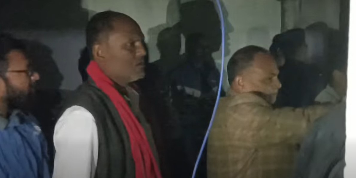 मधेशका सभामुखले उपसभामुखसहित दर्जन सांसदलाई कार्यकक्षमै थुने, दुई सांसदमाथि हातपात