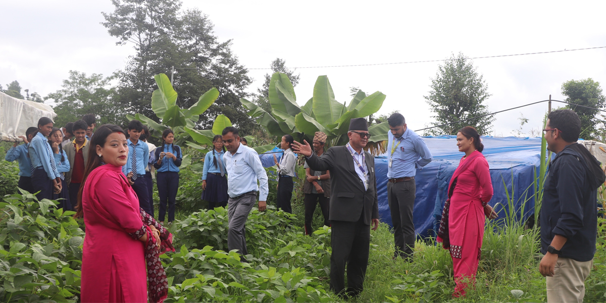 सामुदायिक विद्यालयमा हटाइयो पढ्दै कमाउँदै कार्यक्रम