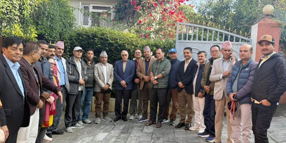 विशेष महाधिवेशनको नेतृत्व लिन शेखर कोइरालालाई आग्रह