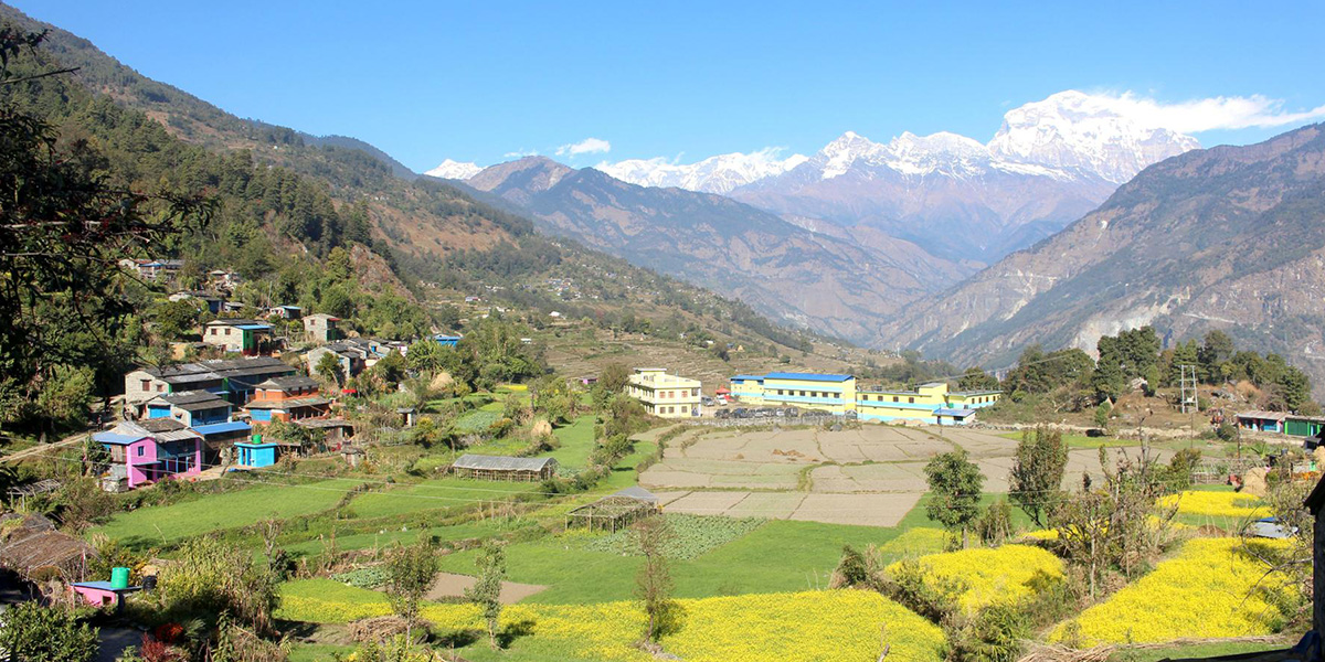 तोरीपानी गाउँ धौलागिरि हिमशृंखला