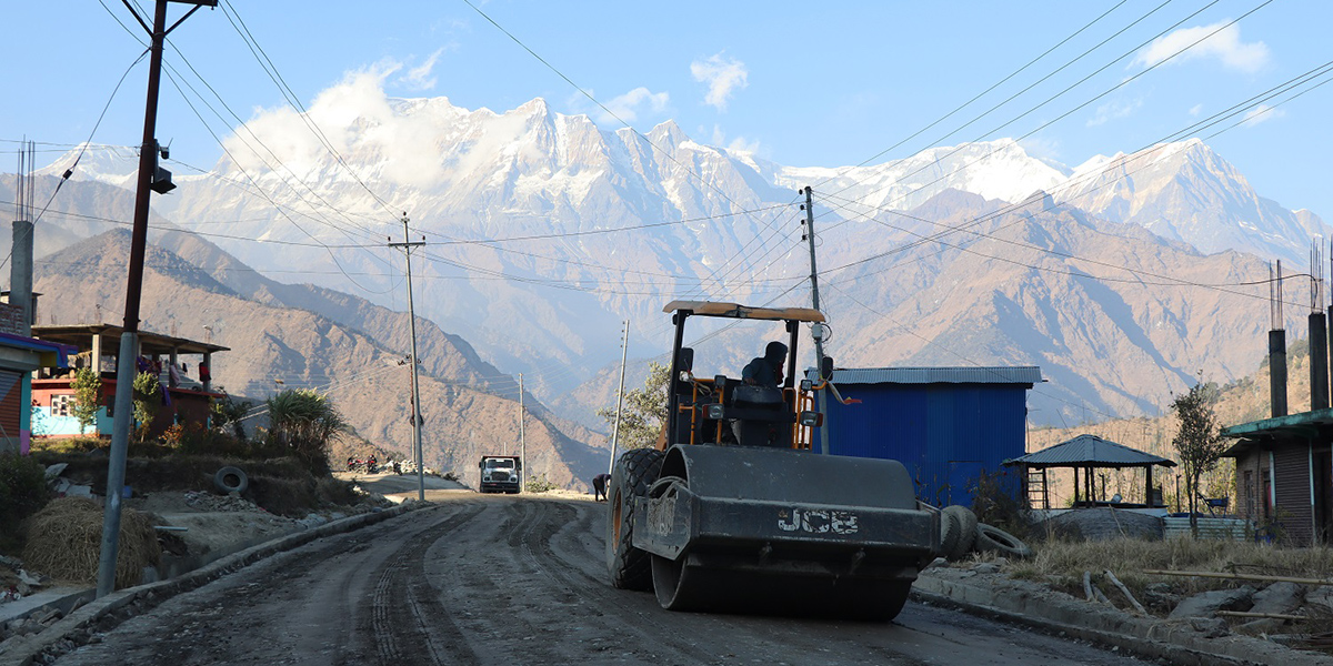 दरवाङ–मुना–ढोरपाटन सडकः धारापानी–झिनडाँडा खण्ड अन्तिम चरणमा