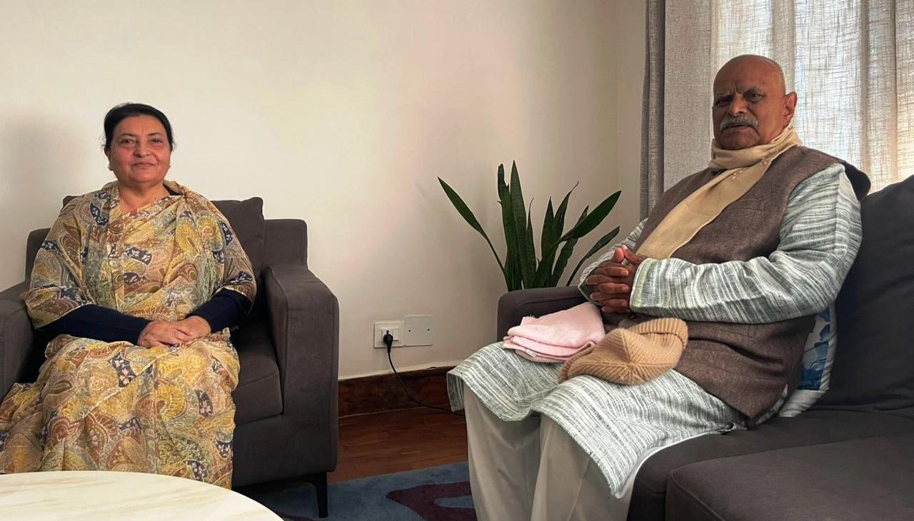 पूर्वराष्ट्रपतिद्वय यादव र भण्डारीबीच भेटवार्ता