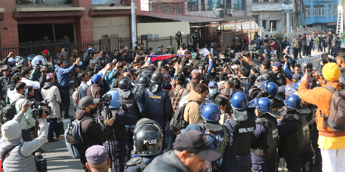 माइतीघर मण्डलाबाट आठ जेनजी युवा प्रहरी नियन्त्रणमा