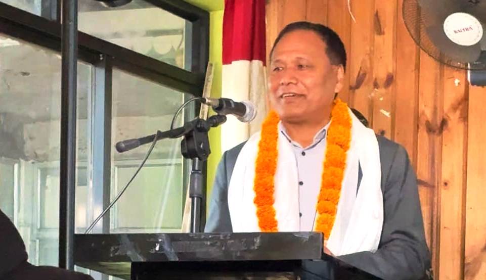 सही समयमा सही व्यक्ति प्रधानमन्त्री नभएसम्म देश चल्दैन : मन्त्री घिसिङ