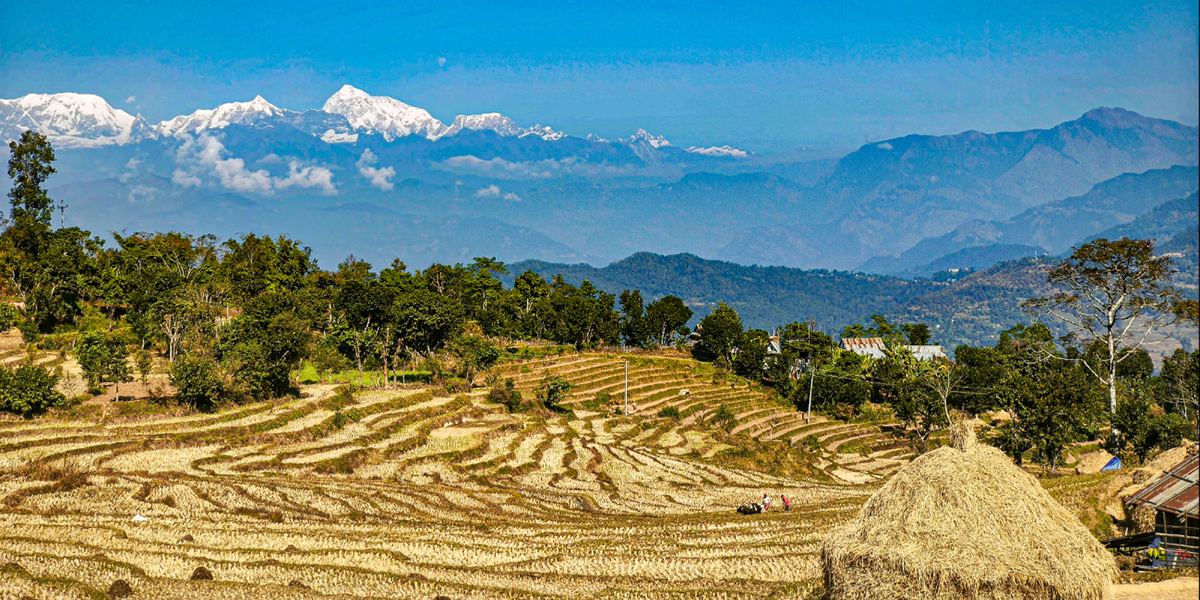 परालको कुनिउँ र मकालु हिमाल