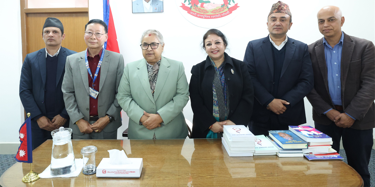 प्रधानमन्त्री कार्कीसँग संगीत तथा नाट्य प्रज्ञा प्रतिष्ठानका पदाधिकारीको भेट