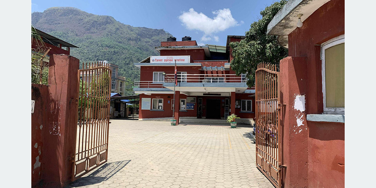 तनहुँ जिल्ला प्रशासन : तीन महिनामा एक करोड राजस्व संकलन, ४३४ गुनासा फछ्र्यौट