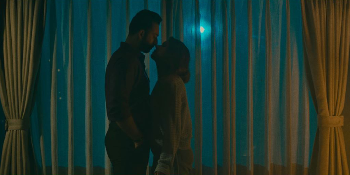 साइकोलोजिकल थ्रिलर जनरामा बनेको फिल्म ‘द ब्ल्यू लाइट’ को टिजर सार्वजनिक