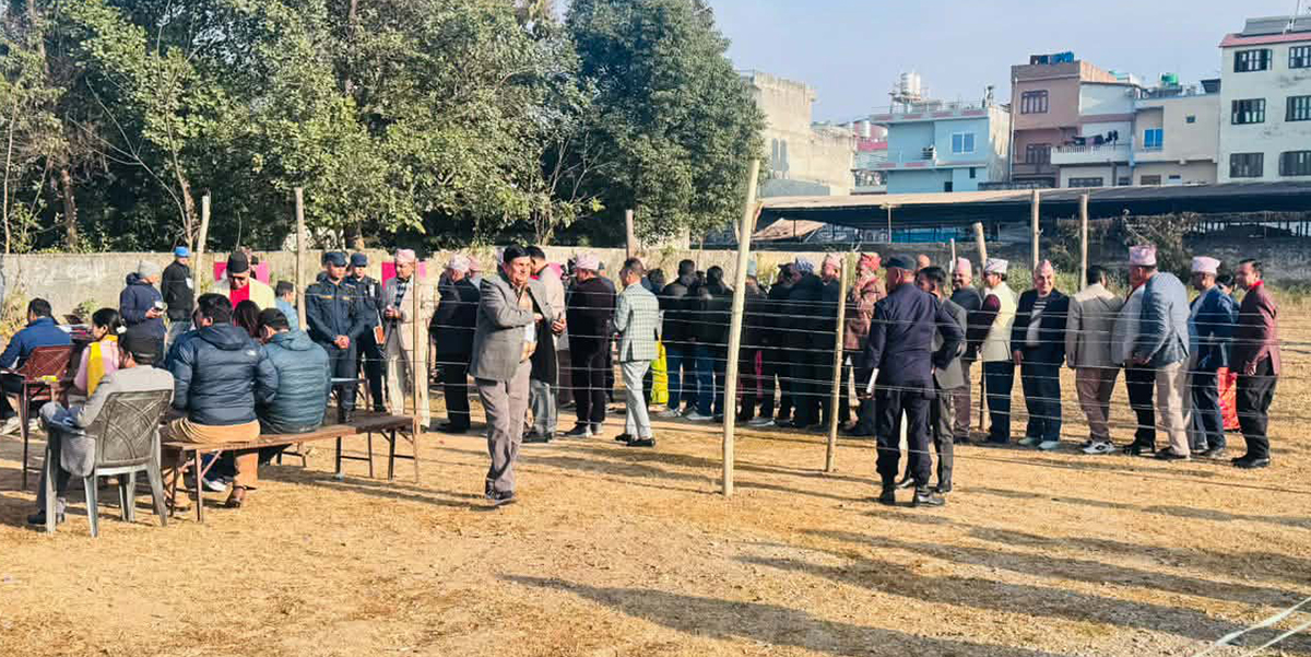 लुम्बिनीमा राष्ट्रियसभाका लागि मतदान सकियाे, पाँच प्रदेशसभा सदस्य अनुपस्थित