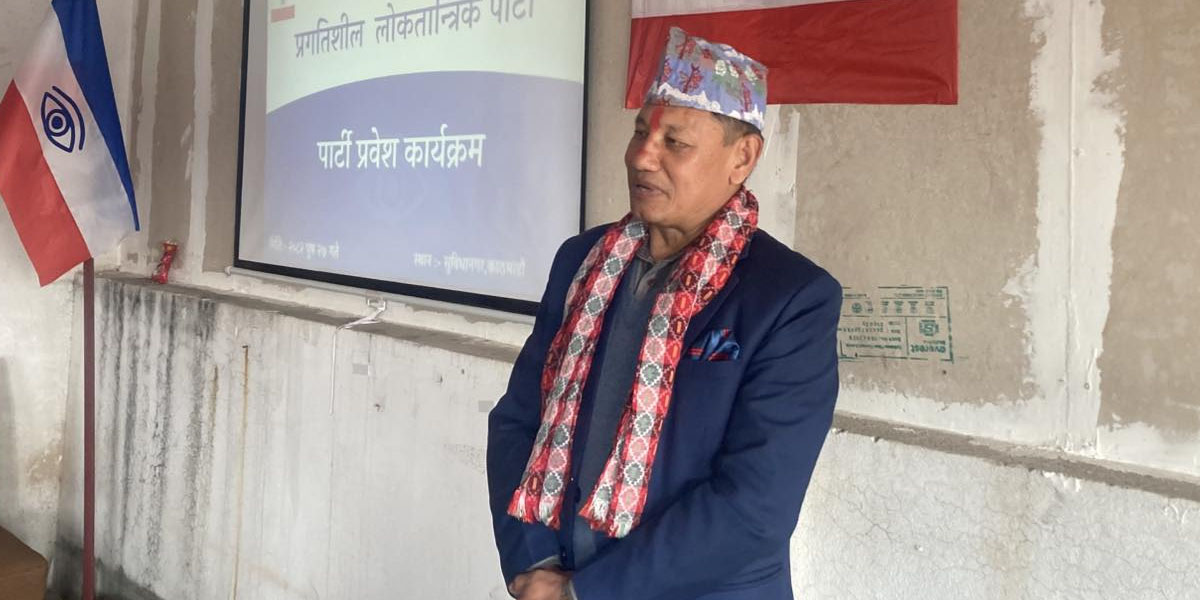 चुनावी टिकटका लागि प्रलोपा प्रवेश गरेका पूर्वउपरथी बाबुराम श्रेष्ठले हप्ता दिनमै छाडे पार्टी