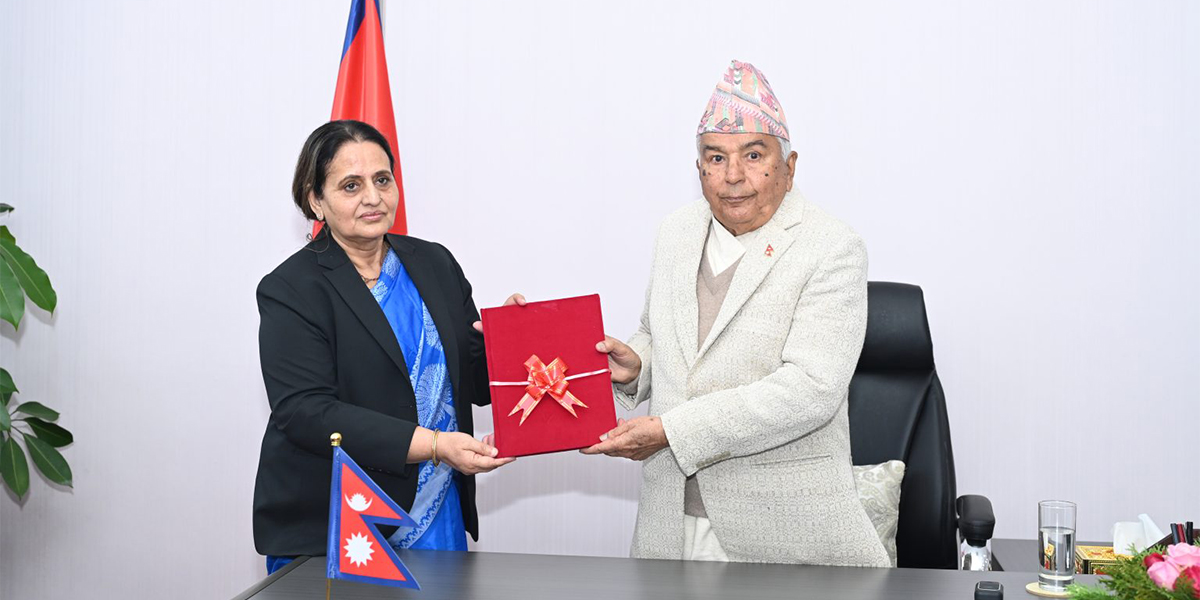 राष्ट्रपतिलाई बुझाइयो महान्यायाधिवक्ताको वार्षिक प्रतिवेदन