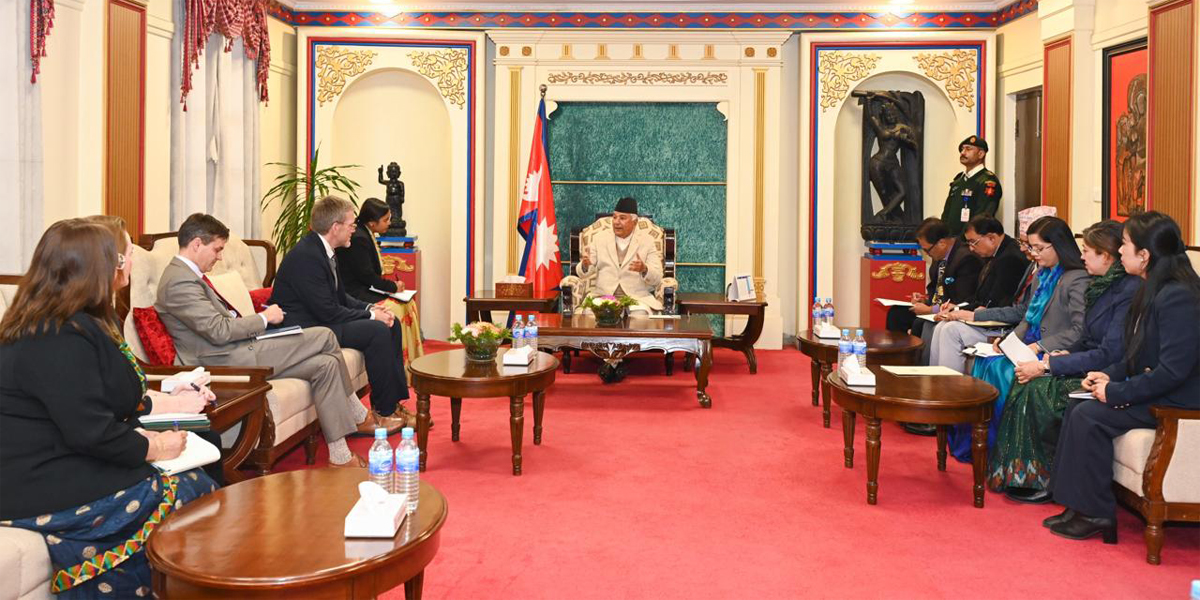 राष्ट्रपतिसँग अमेरिकी राजदूत थम्सनको बिदाइ भेट