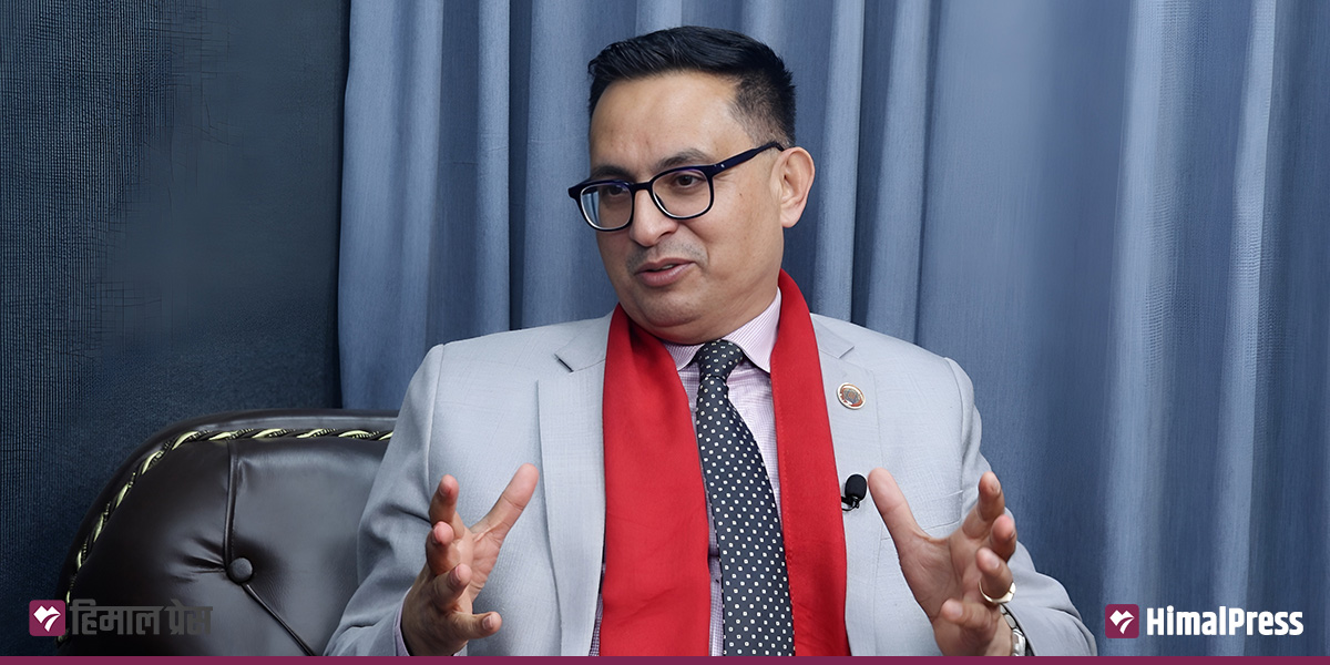 शिक्षण पद्धति परिवर्तन नभएसम्म नेपालमा विद्यार्थी टिक्दैनन् : हिसान अध्यक्ष शर्मा [भिडियो कुराकानी]