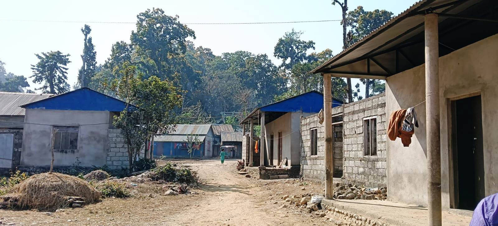 वस्तीमै निःशुल्क ट्युसन, त्यसपछि विद्यालयको यात्रा