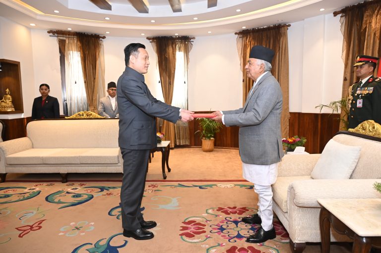 पाँच देशका राजदूतले  बुझाए ओहोदाको प्रमाणपत्र