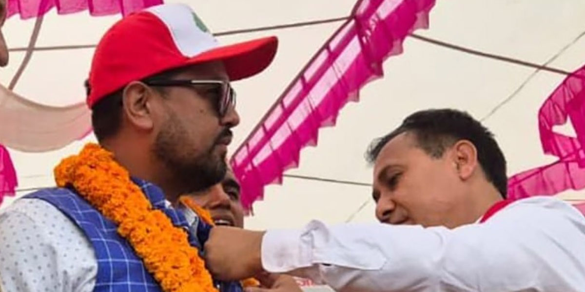 नवलपरासी रास्वपा सभापति महेन्द्र ठकुरी कांग्रेसमा प्रवेश