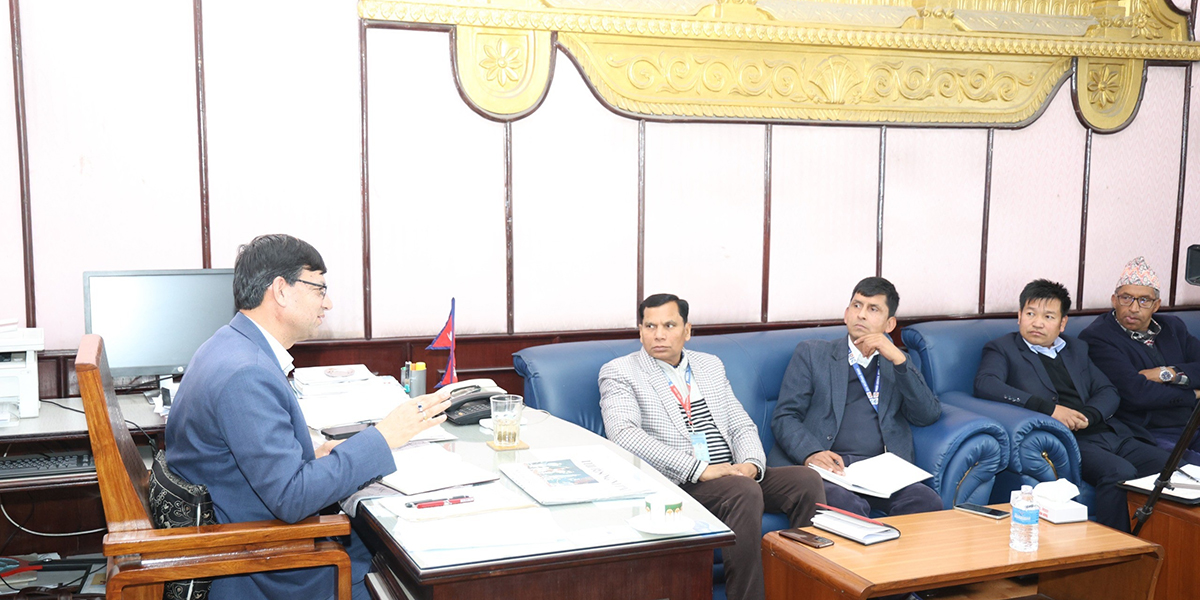 निर्वाचन आयोगले गर्‍यो सरकारी सञ्चारमाध्यमका पत्रकारसँग संवाद, मतदाता शिक्षाबारे छलफल